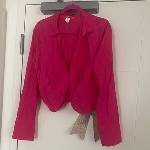 💕Vibrant Pink Long Sleeve Blouse💕